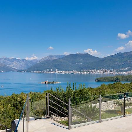 Villa Vista Azzurra Tivat Buitenkant foto